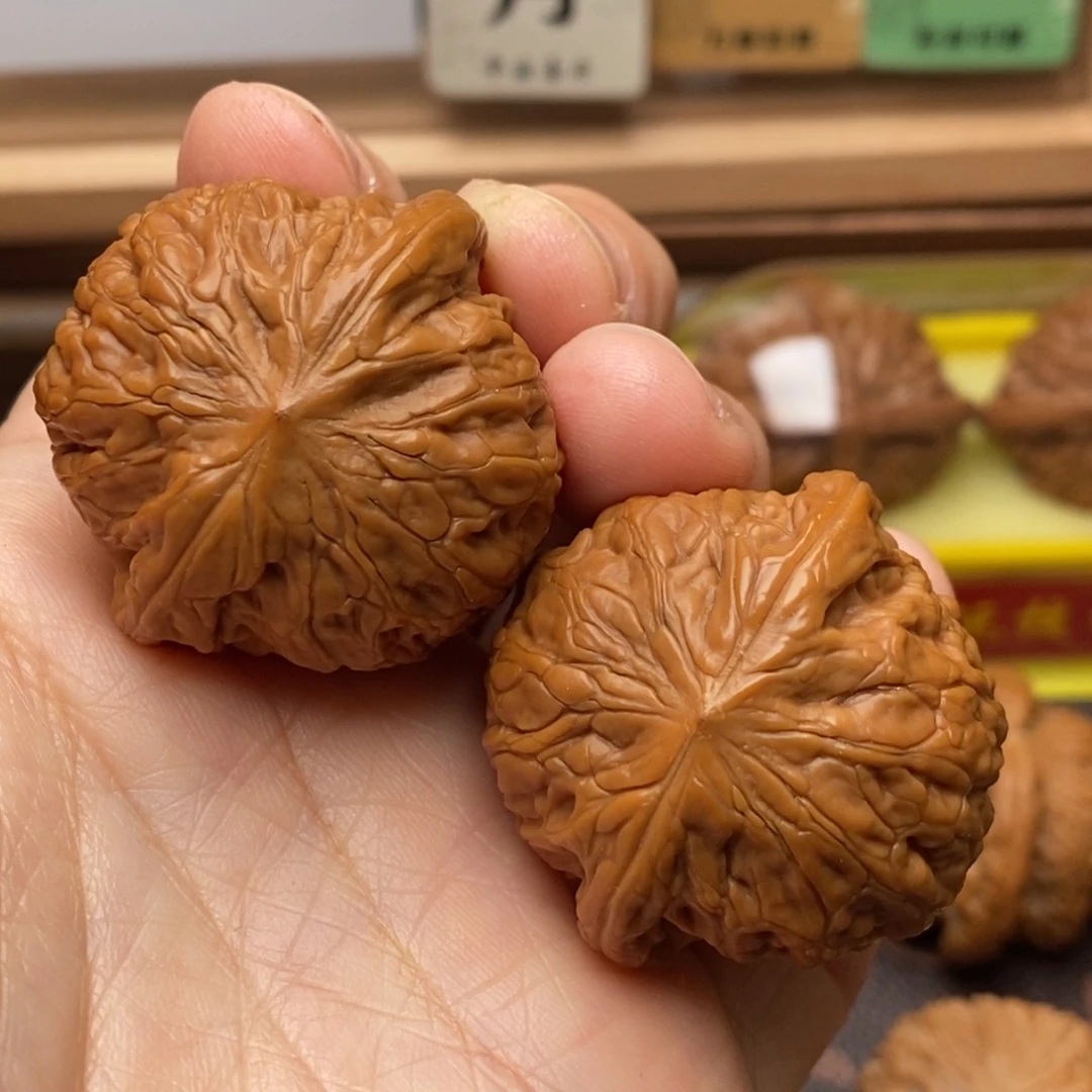 新***界文玩核桃把件铁锤38