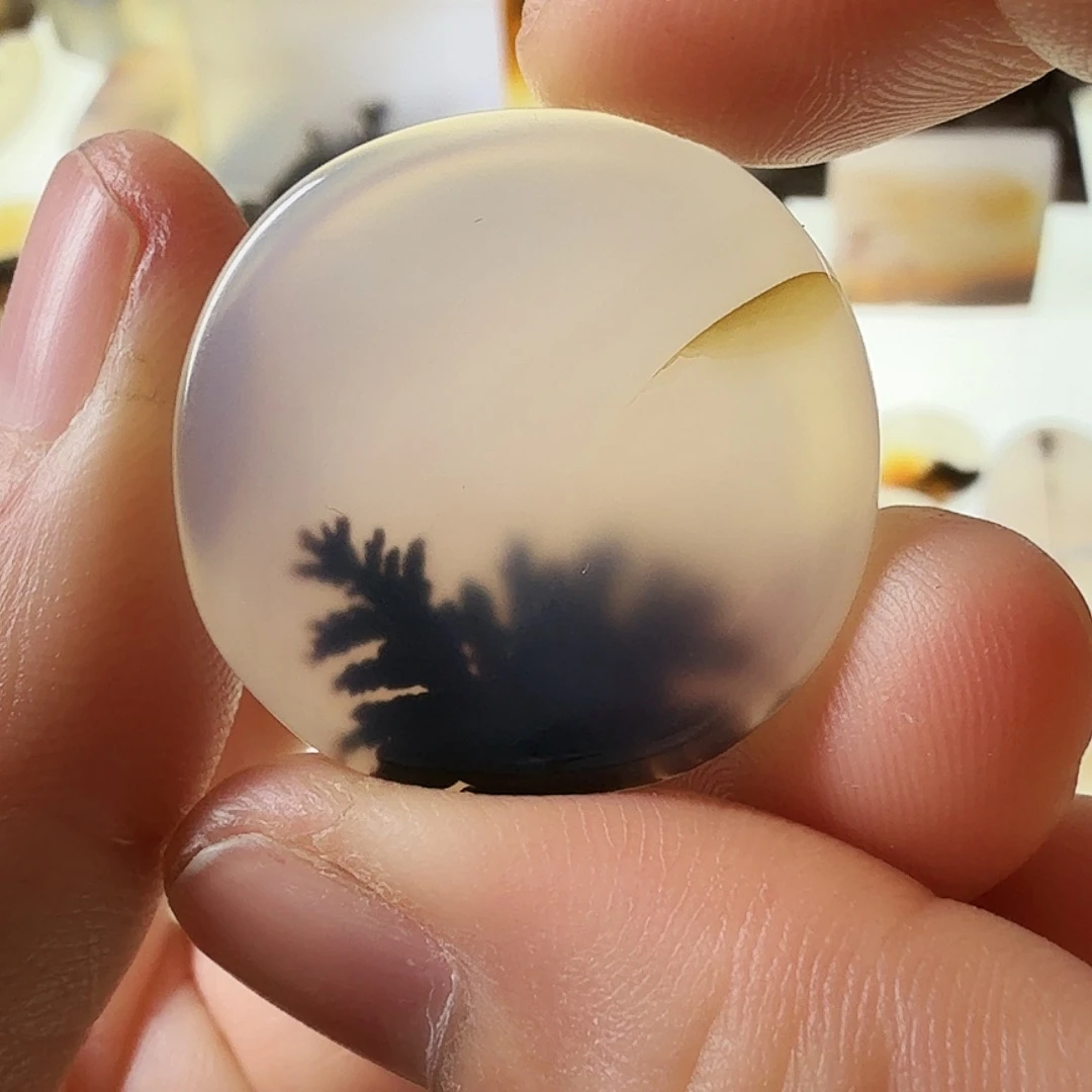 玛瑙/玉髓未镶嵌珠宝半成品