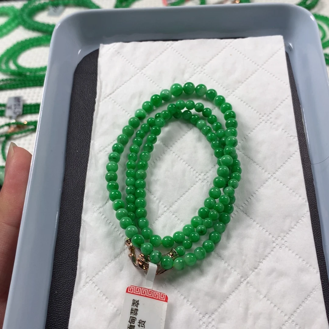 翡翠未镶嵌颈饰项链