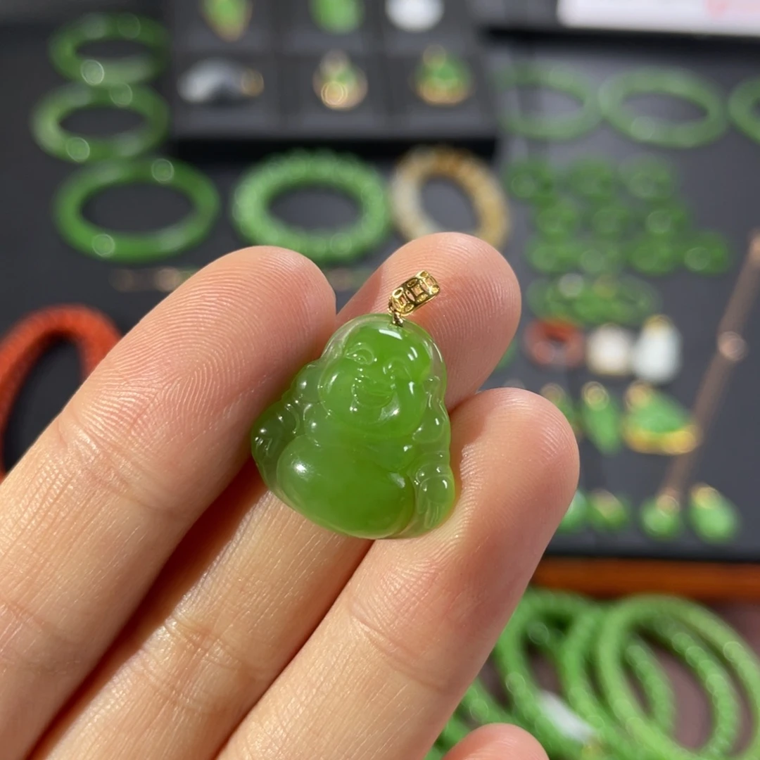 和田玉18K金镶嵌颈饰