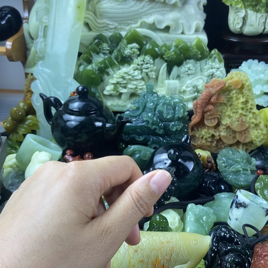 蛇纹石玉未镶嵌手把