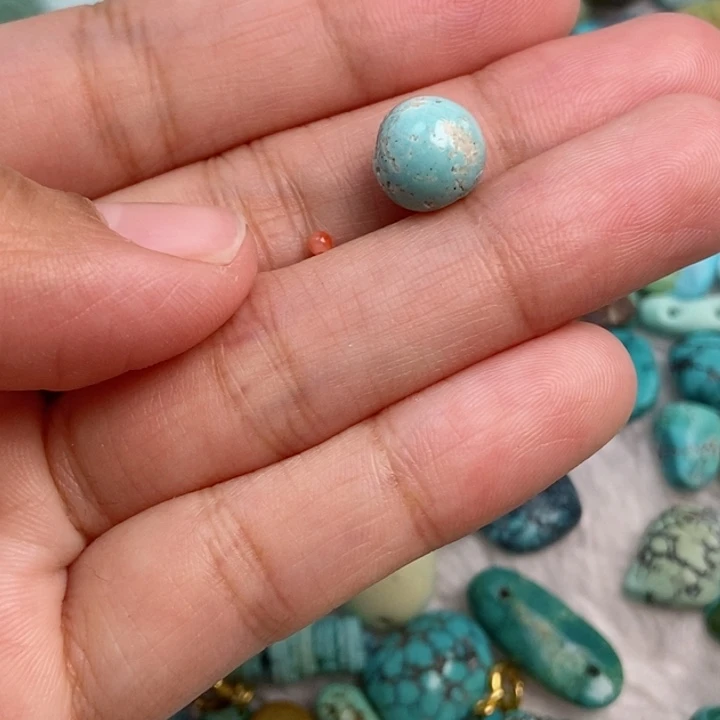 南红玛瑙未镶嵌珠宝奇石