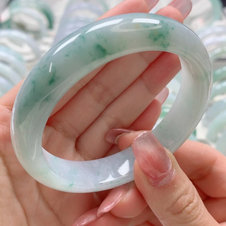 翡翠手镯未镶嵌冰飘花洒金轮胎57.2高货包容