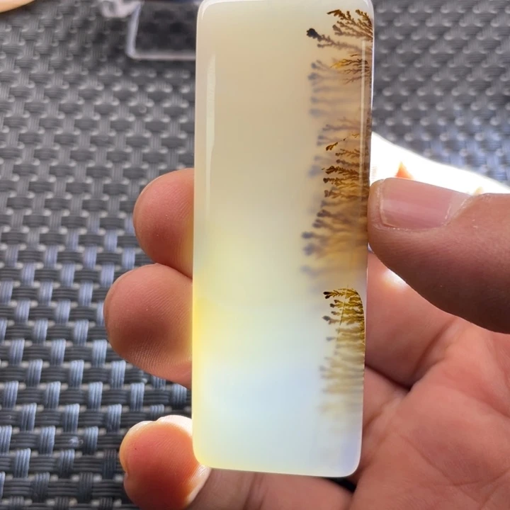 平***界玛瑙/玉髓未镶嵌颈饰