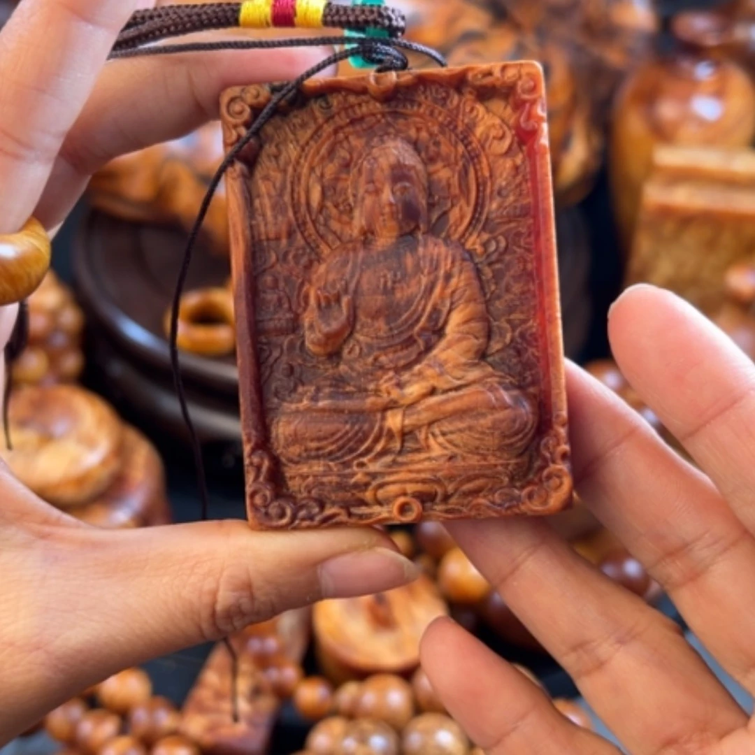 【闪购商品】松木（琥珀木）把件