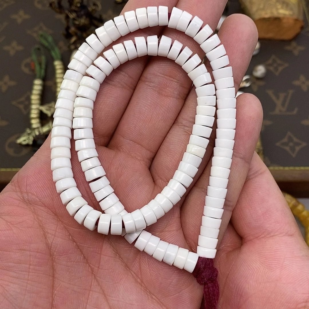 柏香籽/百香籽吊坠哈*