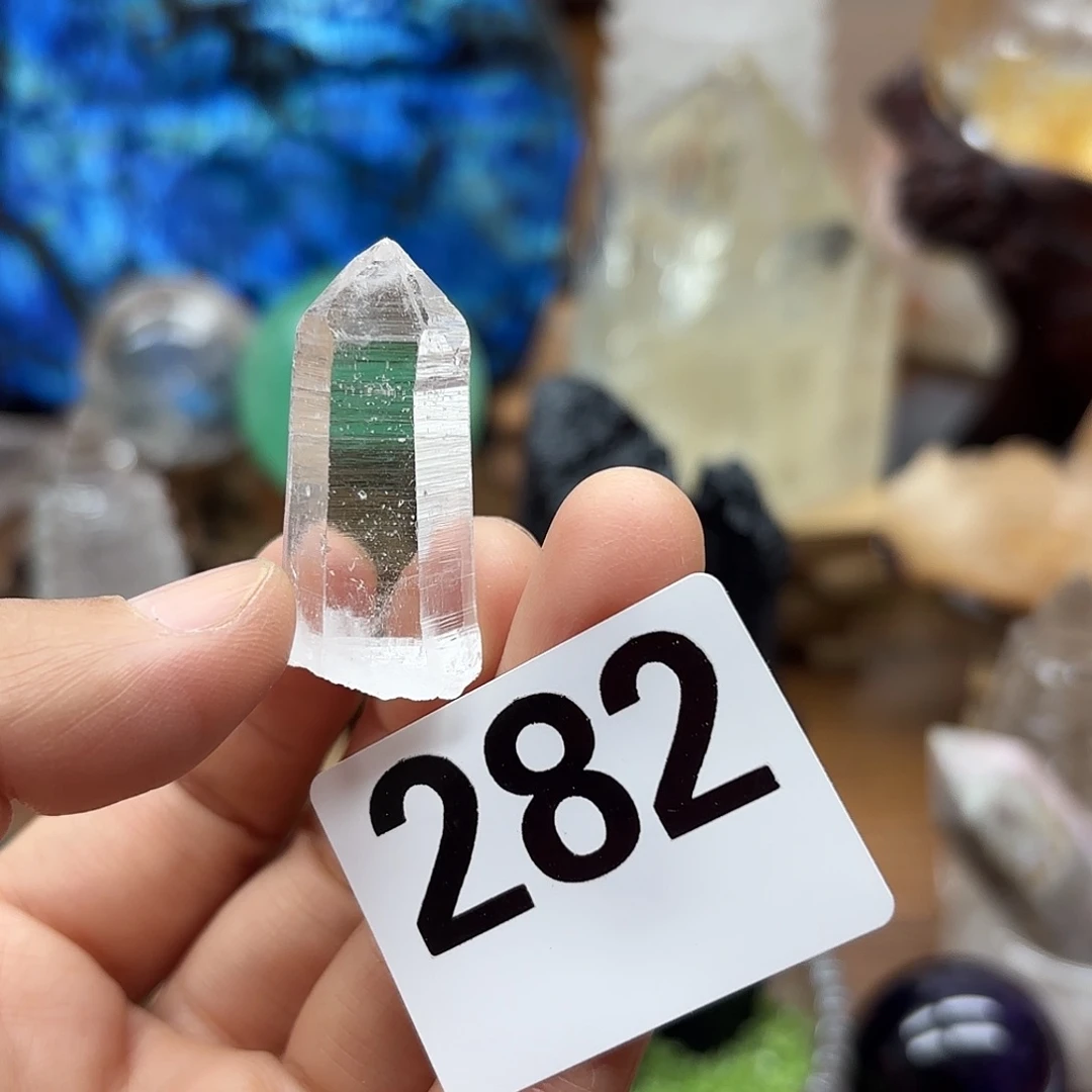 未镶嵌水晶大型摆件（非配饰）