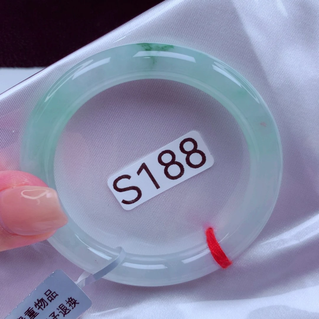 翡翠未镶嵌手镯手镯