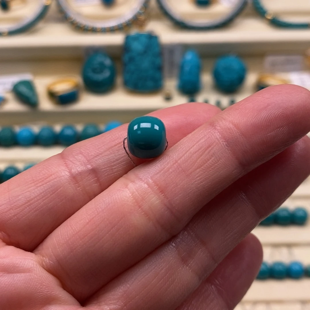 绿松石未镶嵌珠宝奇石直径9.1×8.2老型