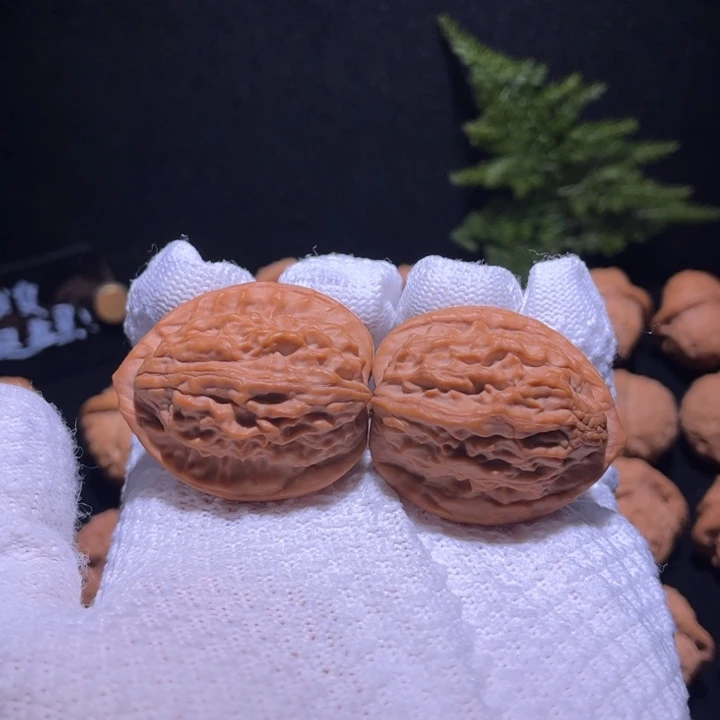 花***屁文玩核桃吊坠37大红袍