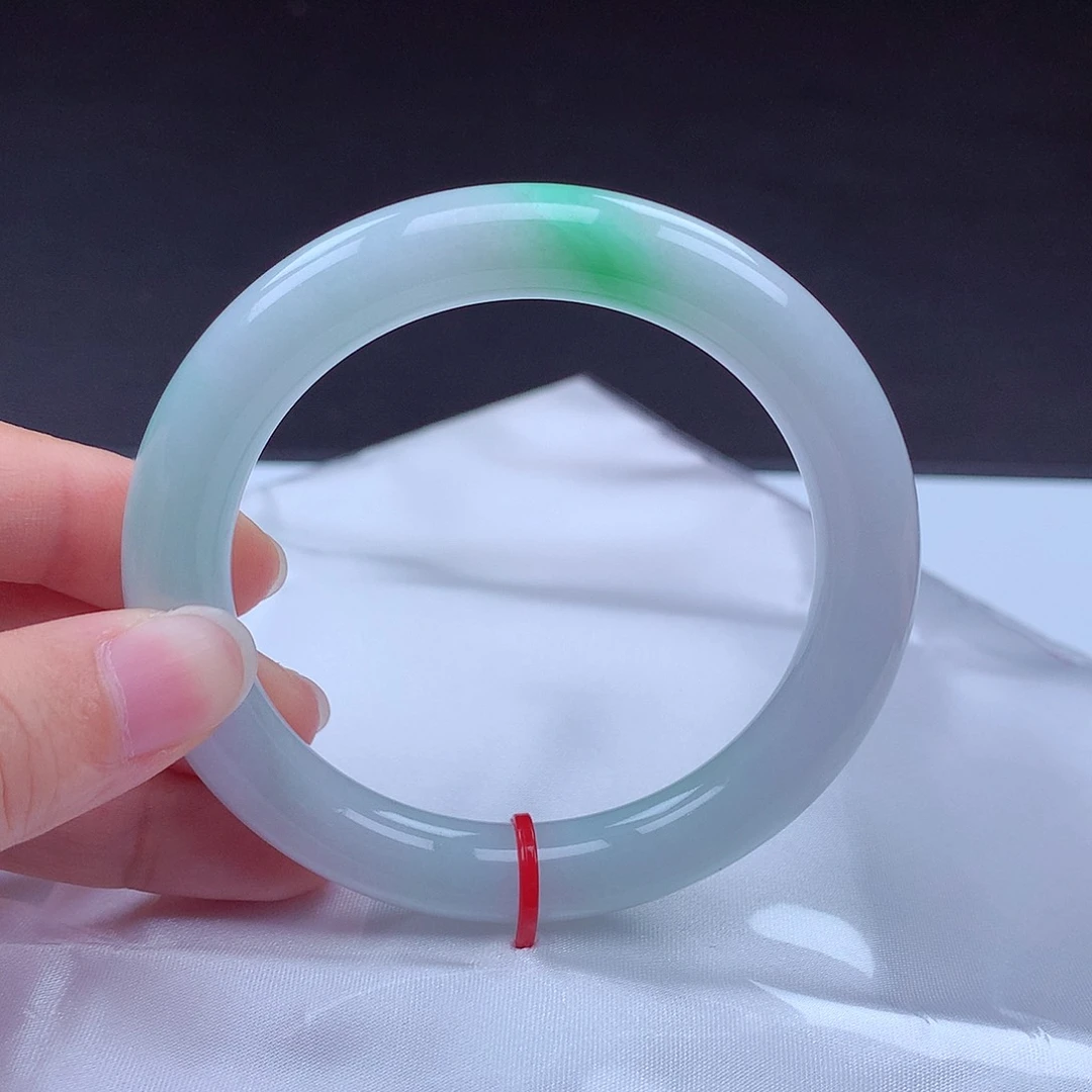 翡翠手镯未镶嵌手镯600070