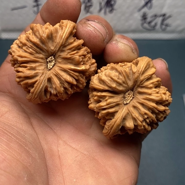 打***瓜吊坠文玩核桃文玩核桃文玩核桃南疆石