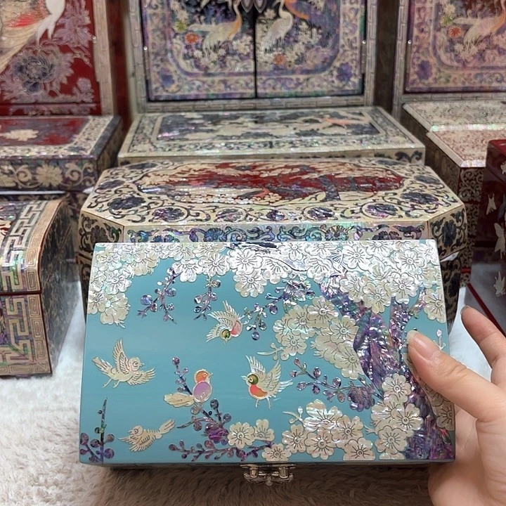 喜上眉梢蓝色贝底