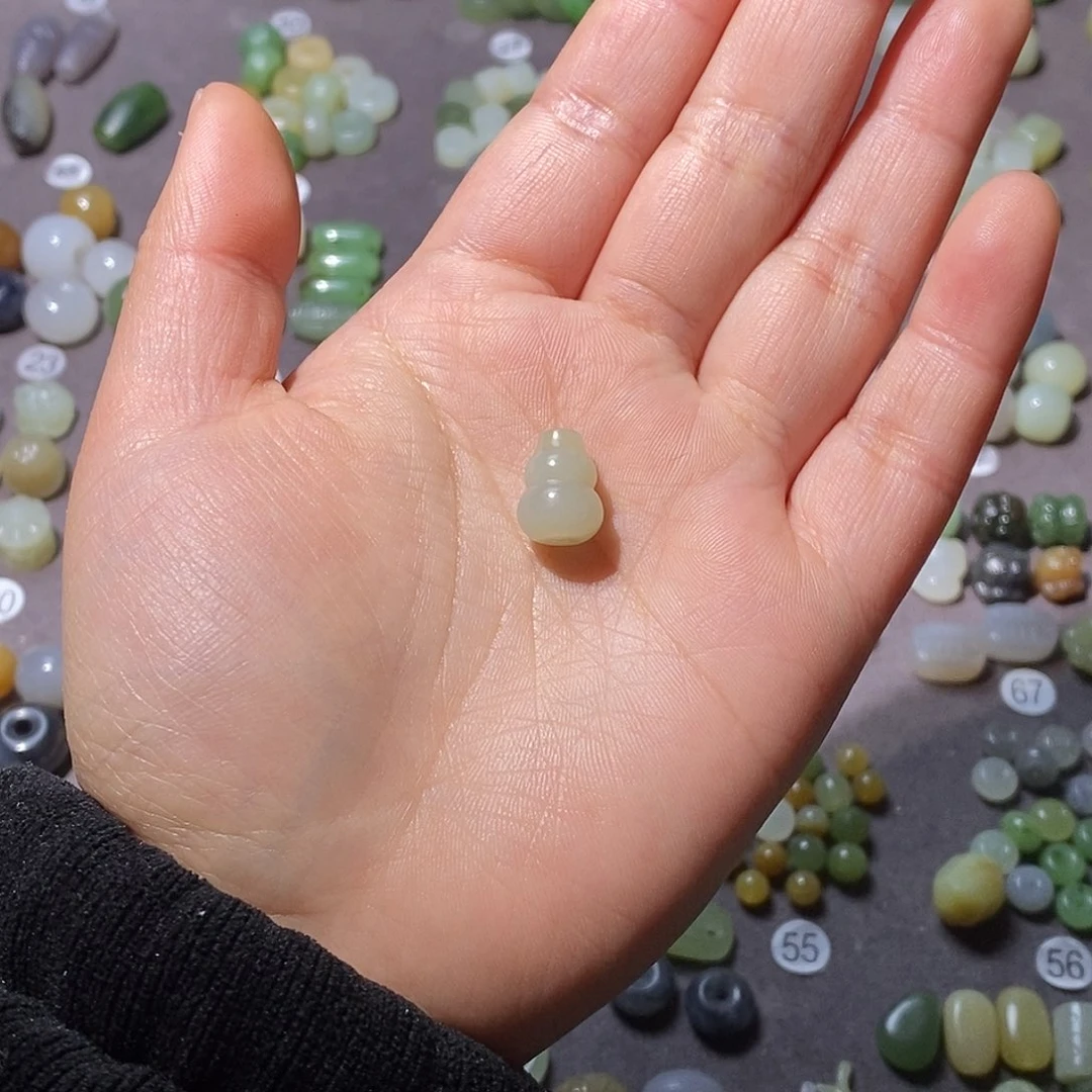 和田玉颈饰未镶嵌甜*