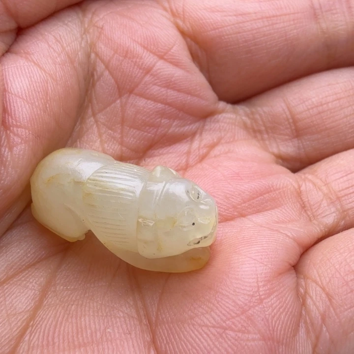 军***和田玉（糖玉）未镶嵌珠宝半成品