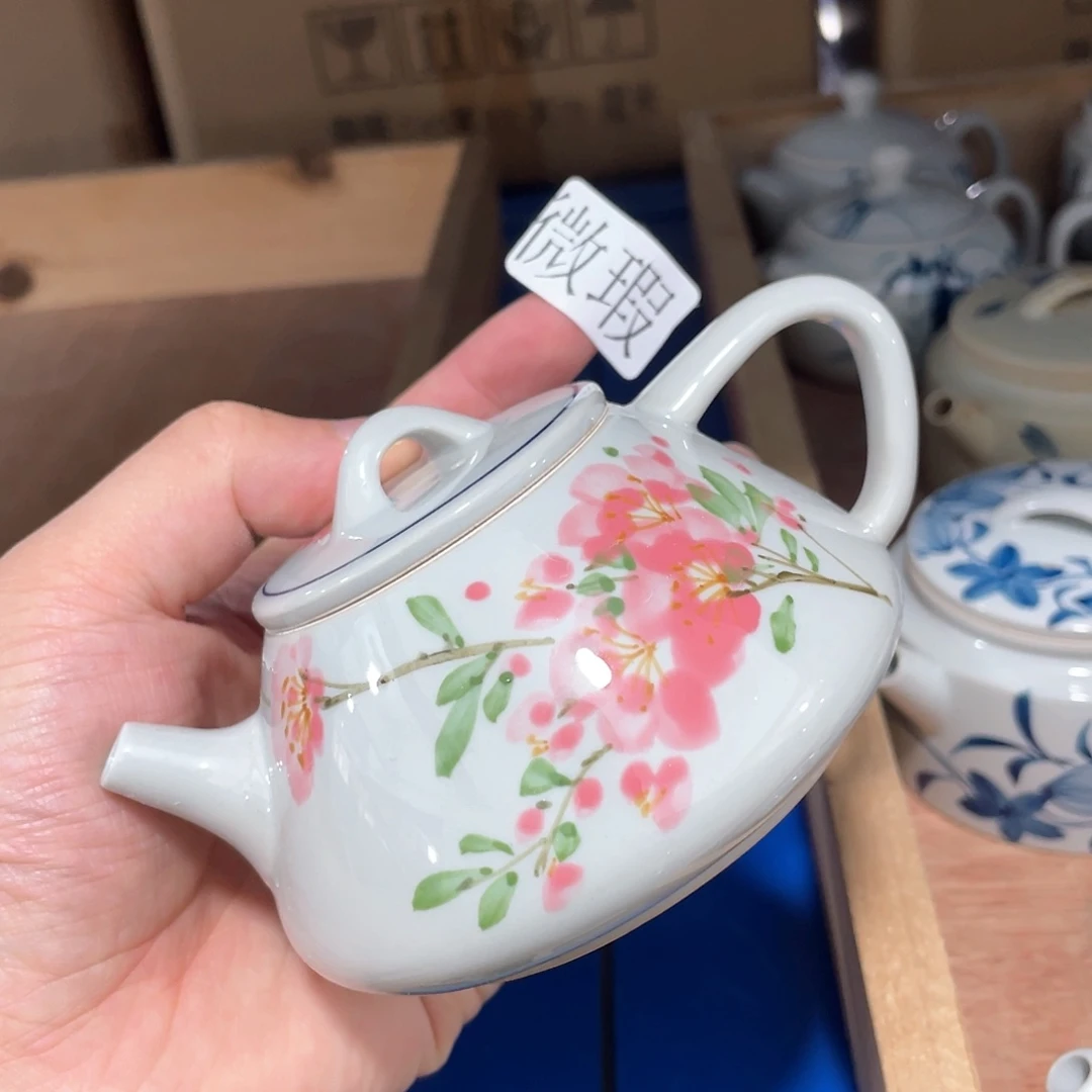 釉下手绘茶具微瑕