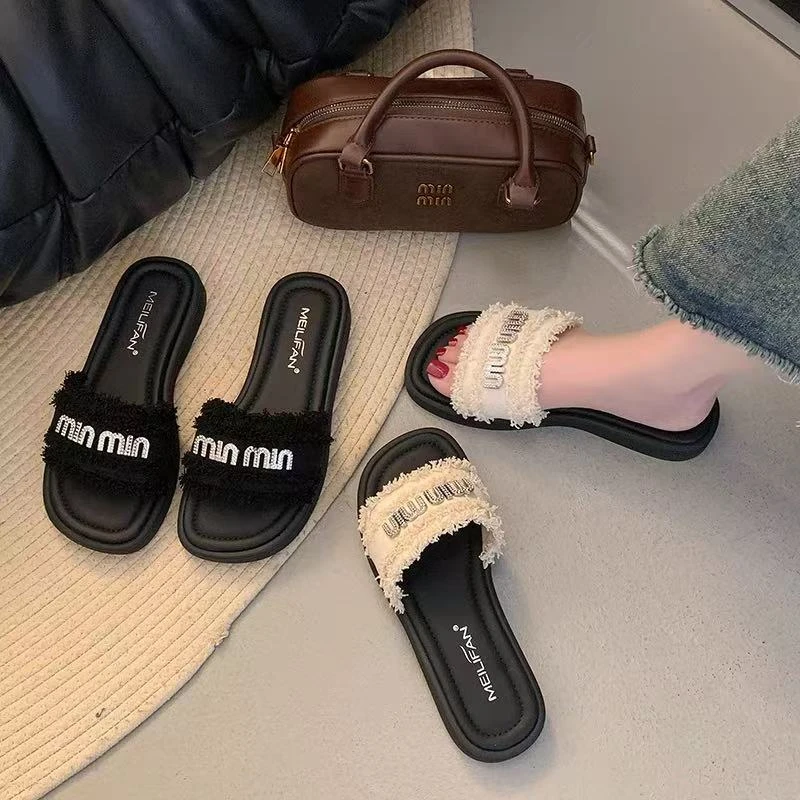 【专享】LL222-3夏季新款小香风镶钻平底拖鞋