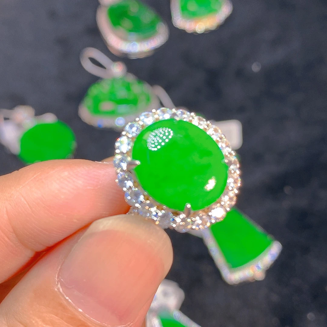 颈饰银S925镶嵌翡翠