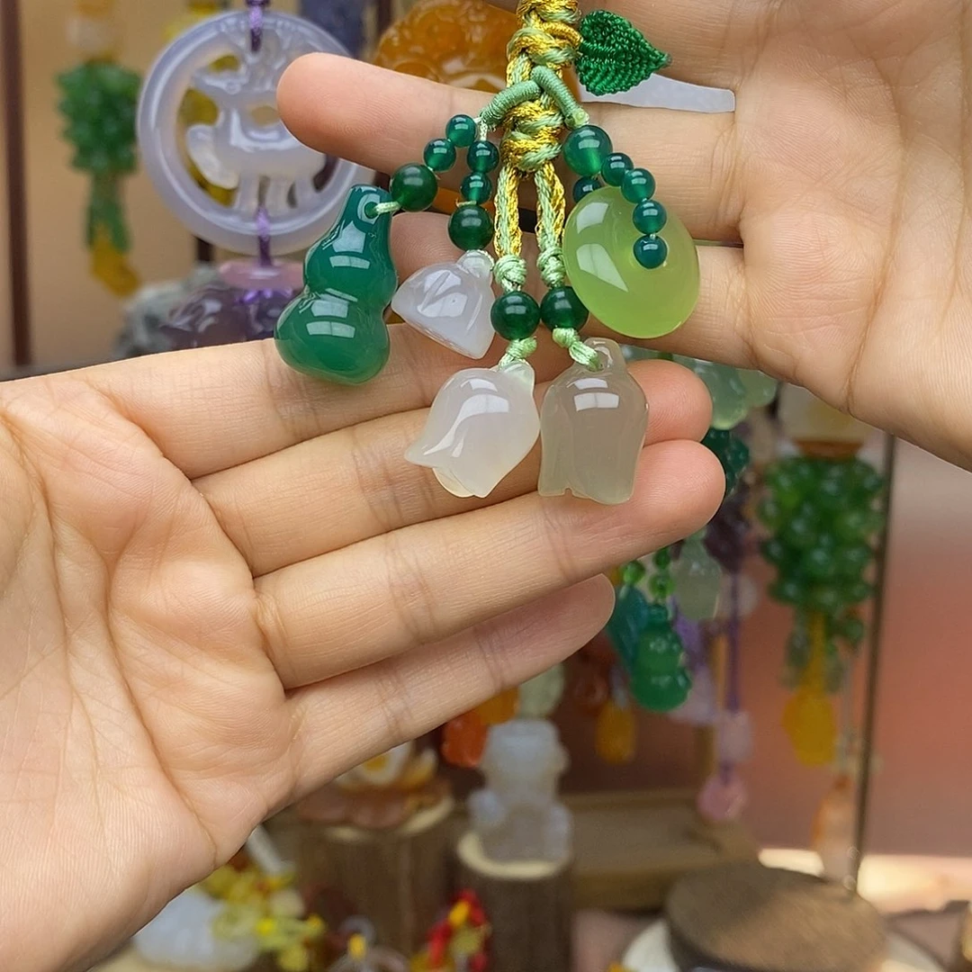 车挂玛瑙未镶嵌未镶嵌