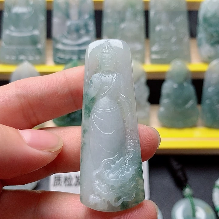 翡翠未镶嵌吊坠(不含链)御龙观音