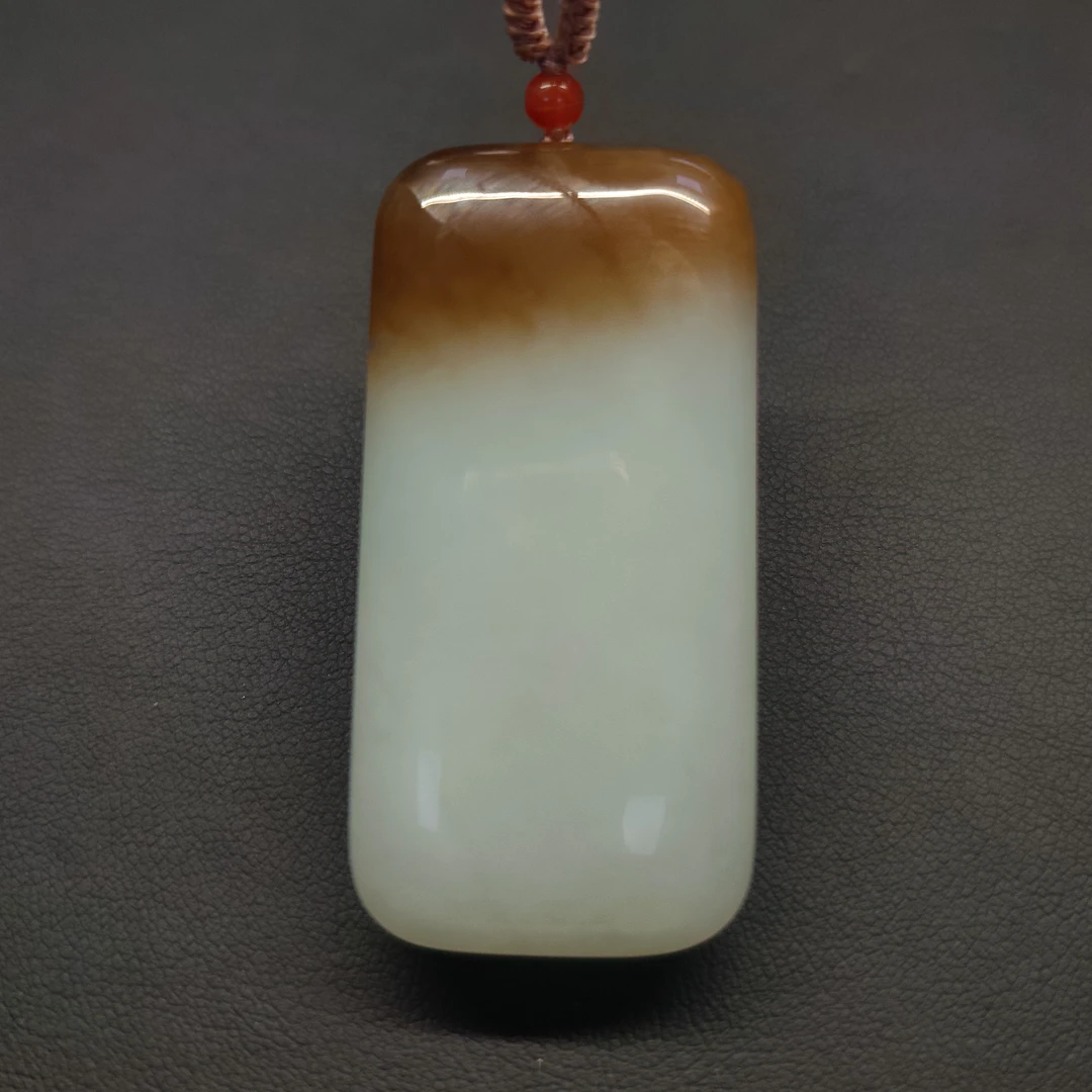 WSP089和田玉糖玉无事牌吊坠50X24.5X13