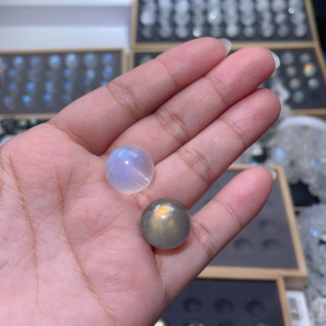 长石未镶嵌裸石b****7蓝月光➕灰月光单珠直径15mm+