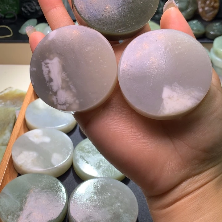 深***蓝和田玉（糖玉）未镶嵌珠宝半成品