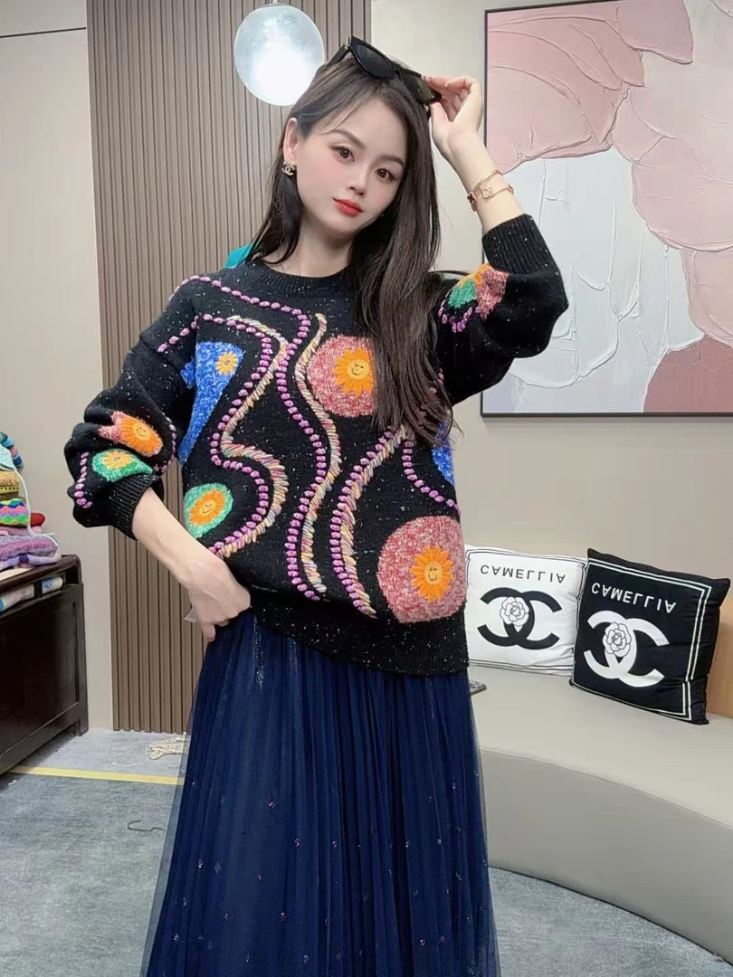 【卡诗米羊绒】25228太阳花手工刺绣高定潮牌时尚女款针织宽松上衣