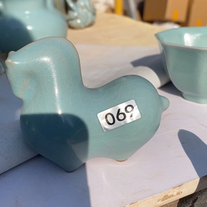 摆件守*.抱朴汝瓷仿古微瑕