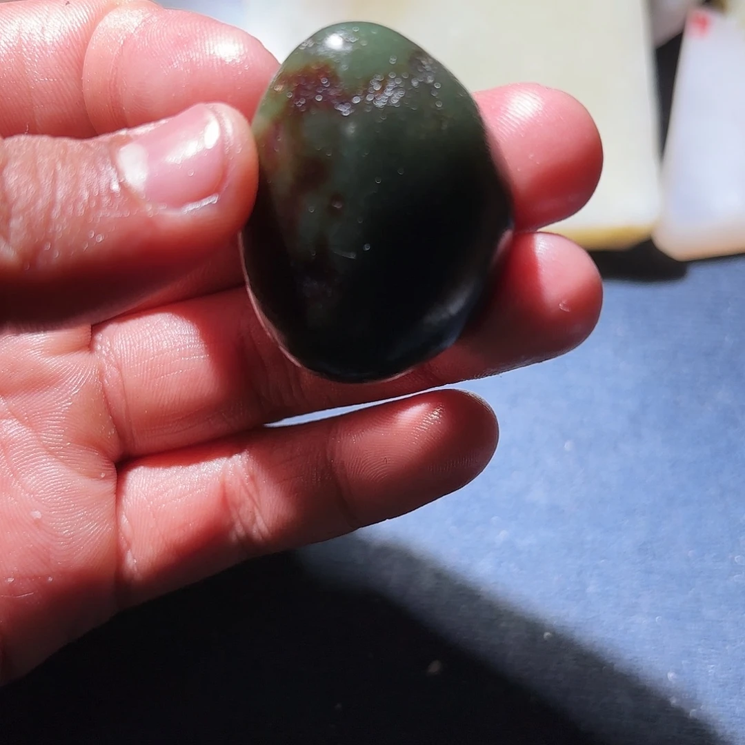 和田玉未镶嵌珠宝奇石