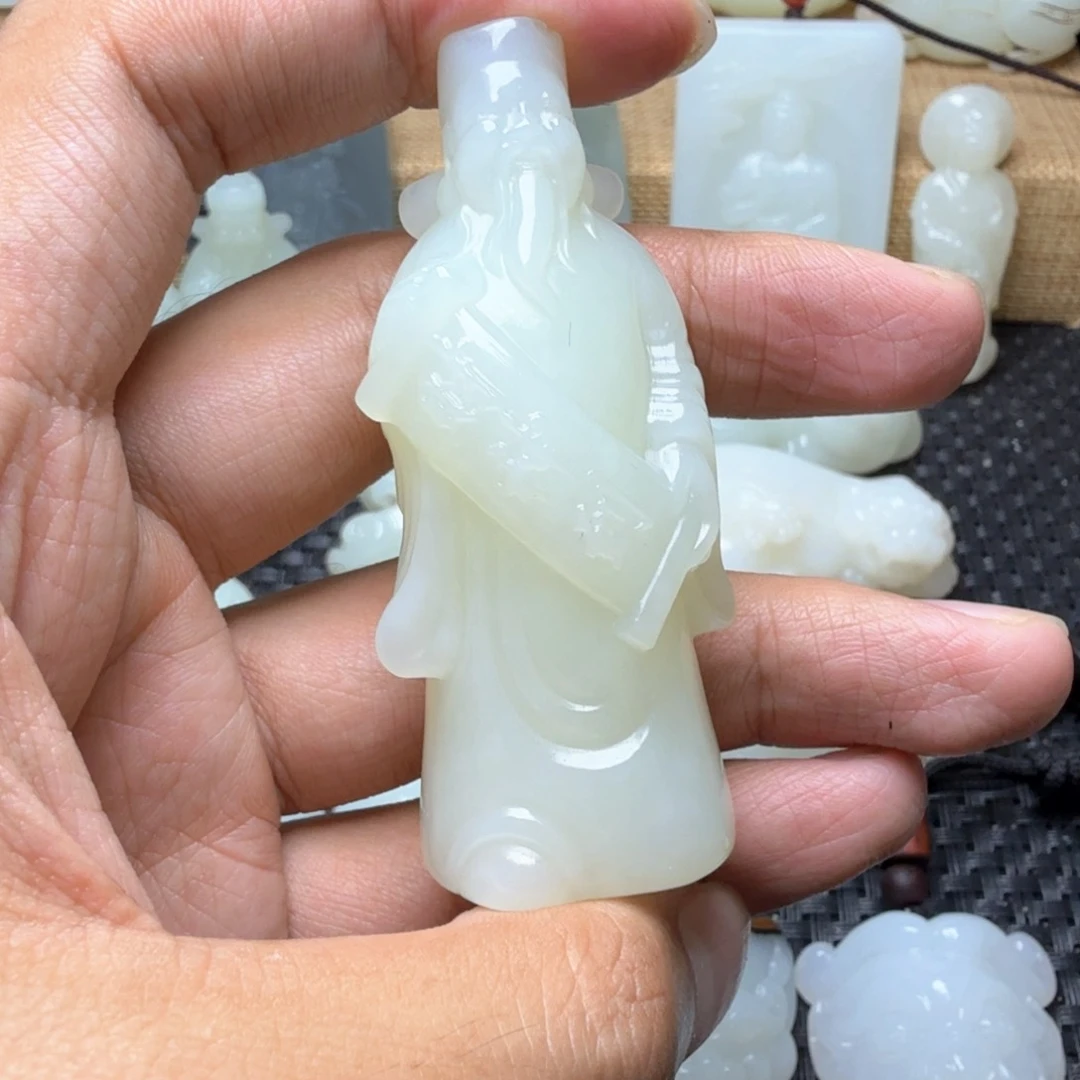 未镶嵌和田玉挂件等*，