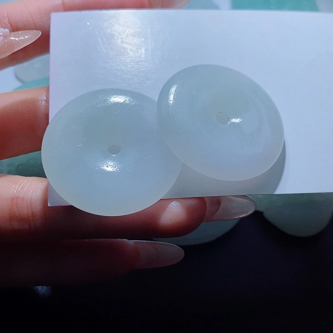 D***.定制翡翠未镶嵌翡翠