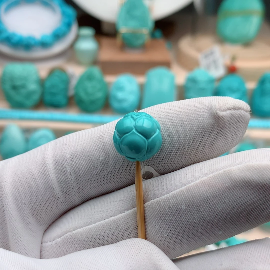 绿松石珠宝奇石未镶嵌重：2.3克