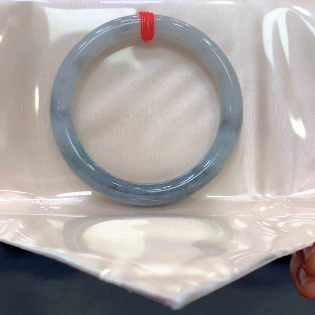 翡翠未镶嵌手镯翡翠4