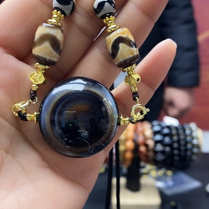 玛瑙/玉髓合金颈饰