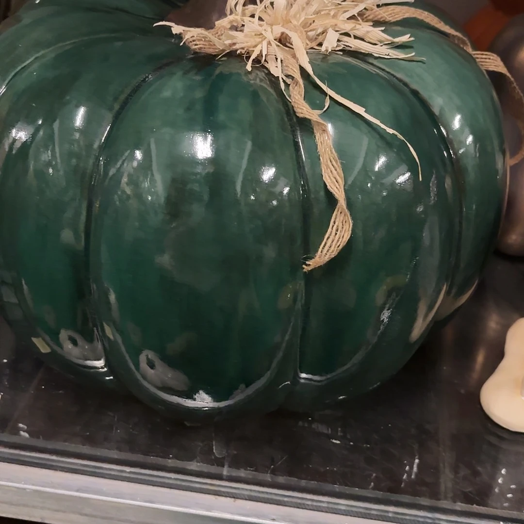 鱼**园陶瓷艺术设计中心