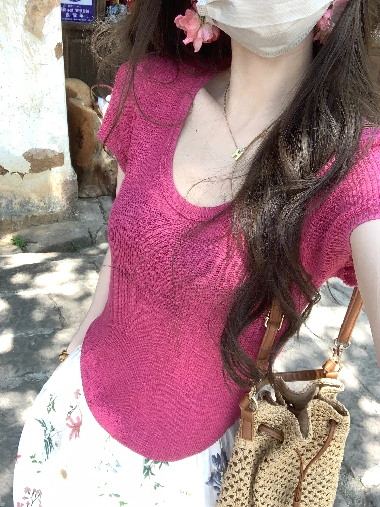 树莓色显白针织短袖T恤女夏季通勤修身显瘦百搭u型领上衣