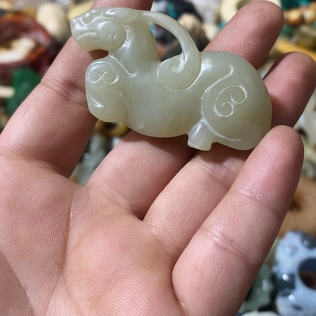 和田玉（糖玉）未镶嵌挂件