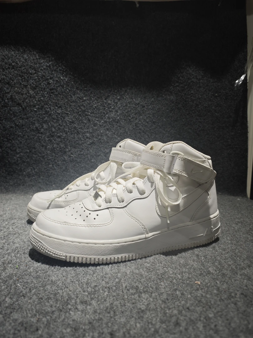 A40码Nike Air Force 1 空军一号 轻便 板鞋