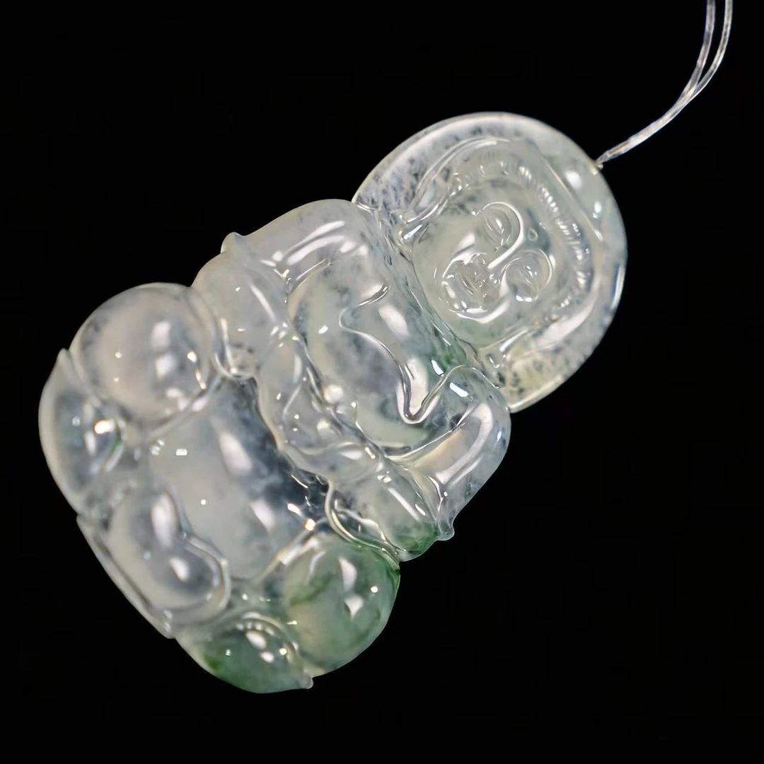 天然缅甸A货翡翠观音吊坠