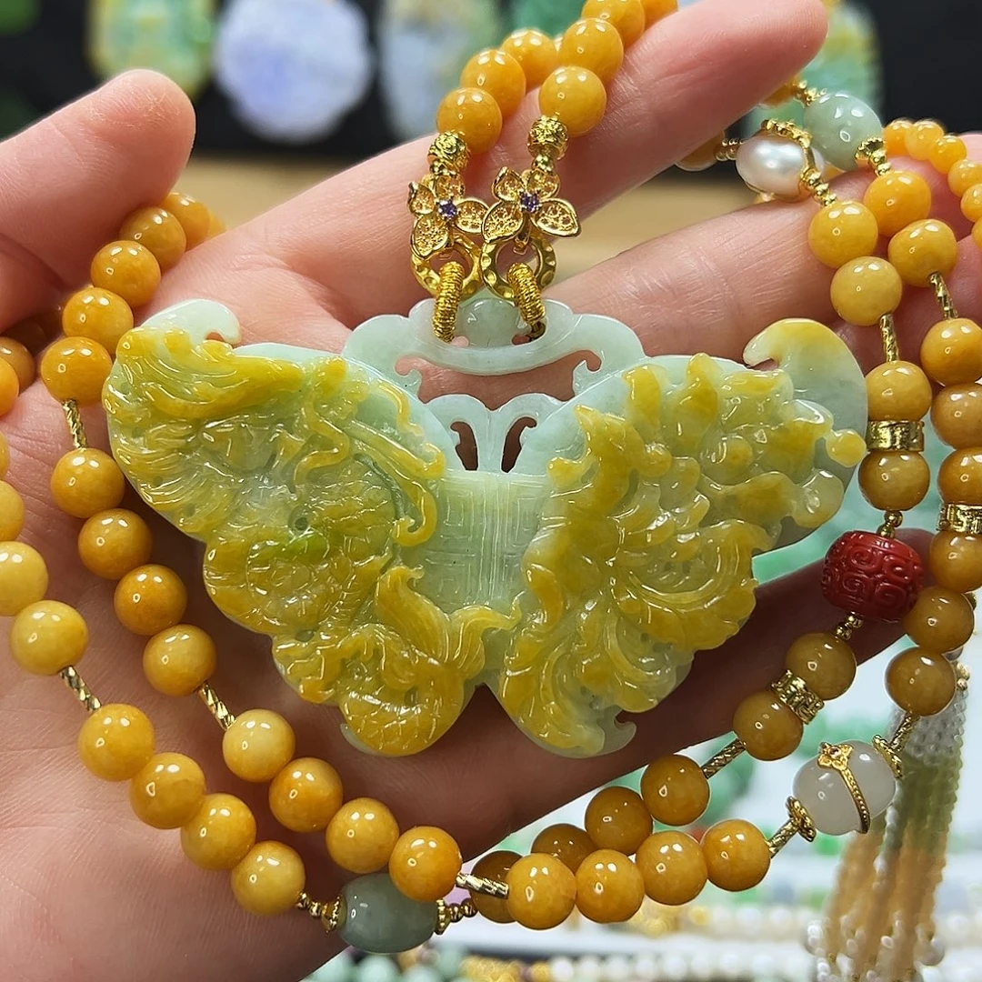 翡翠未镶嵌颈饰吊坠