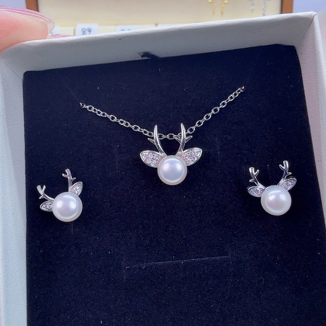 淡水珍珠耳饰未镶嵌