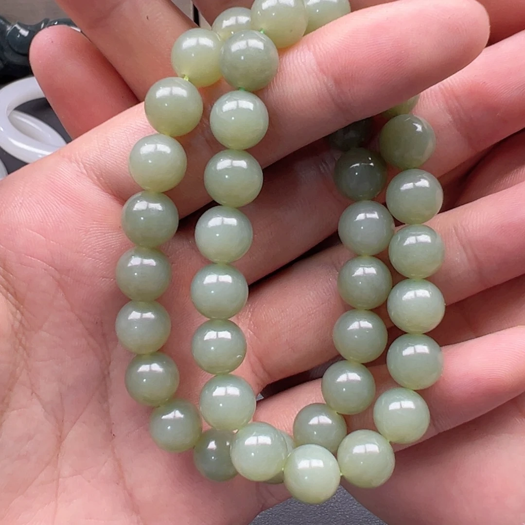 和田玉手链未镶嵌多样性