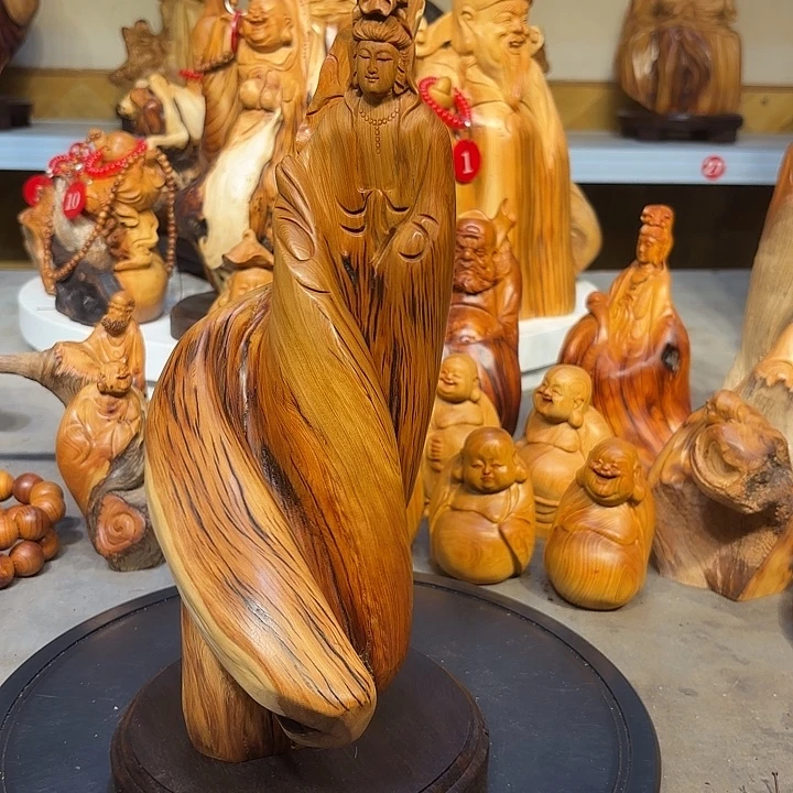 柏木太行崖柏观音摆件