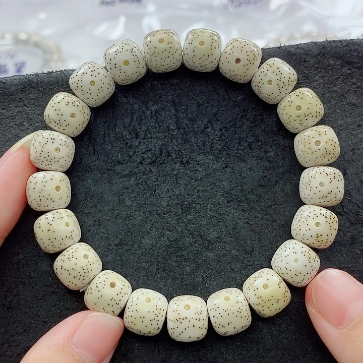 *****星月菩提吊坠11的尺寸