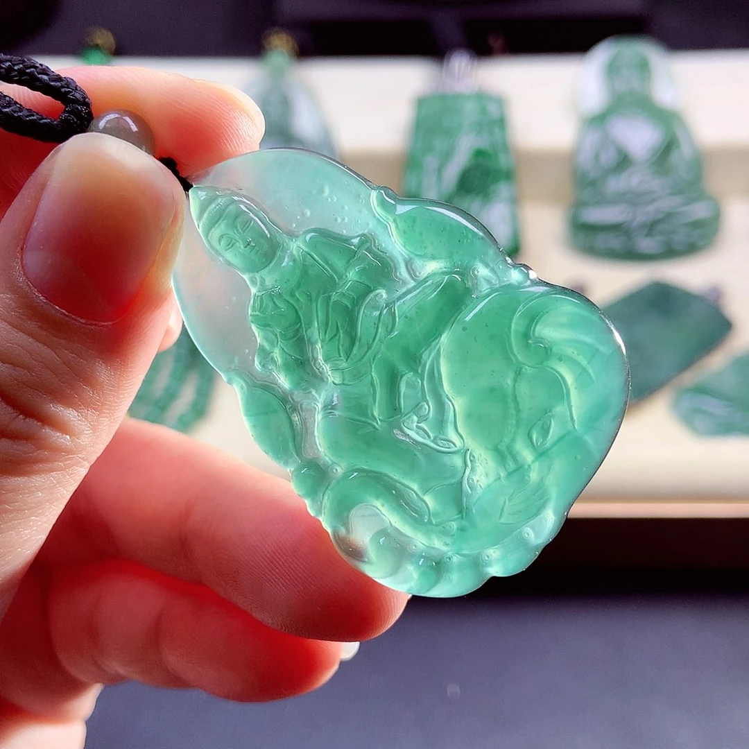 【闪购商品】颈饰未镶嵌翡翠天然