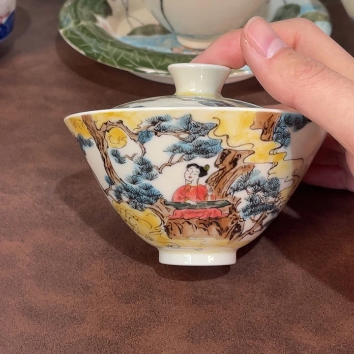微瑕。        小雅。            19