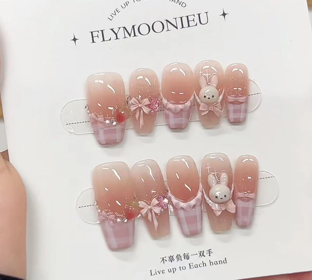 软糯粉兔 设计师 蝶诗舞 纯手工定制美甲贴片 俏皮定制穿戴甲10片