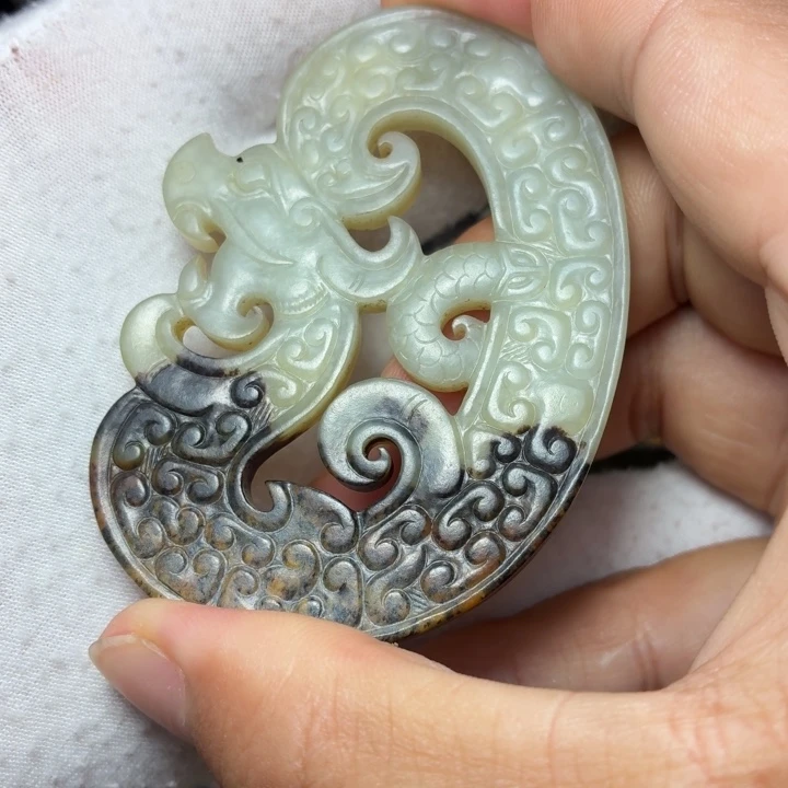 和田玉未镶嵌吊坠(不含链)无**藏