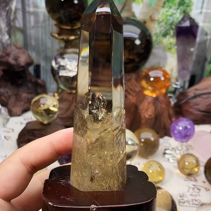 未镶嵌水晶珠宝半成品